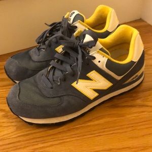 Men’s size 9.5 new balance 574 running shoes